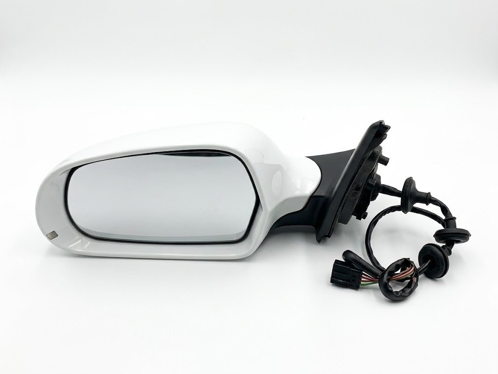 Audi Q3 Left Side Mirror (2015) | OEM Fitment